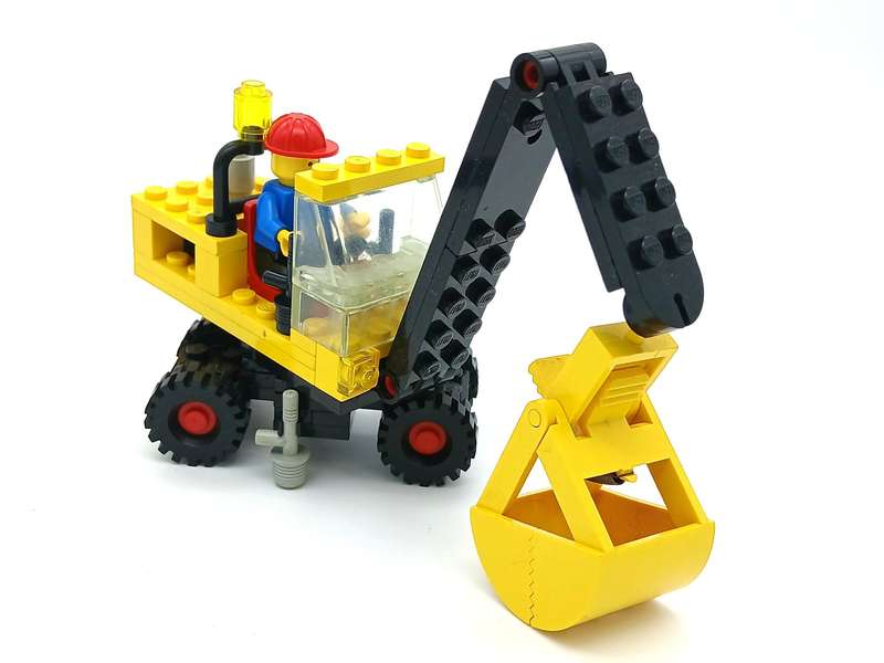 Vintage Lego Pneumatic Crane No.6678 (1980)
