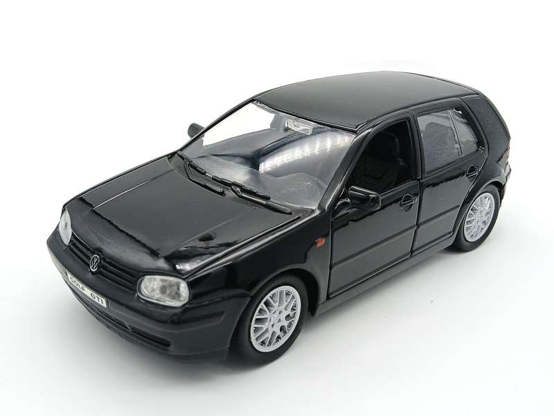 Welly Volkswagen VW Golf MK4 GTi 1/24 Black