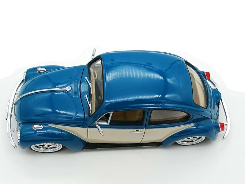 Welly Volkswagen VW Beetle Cal-look  1/24