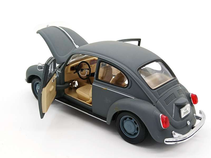 Welly Volkswagen VW Beetle Military  1/24