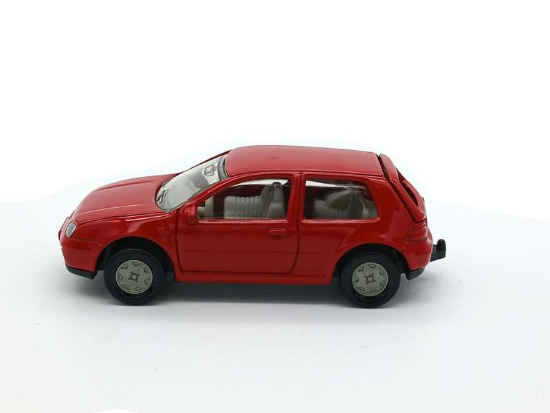 SIKU Volkswagen VW Golf Mk4 Super Series
