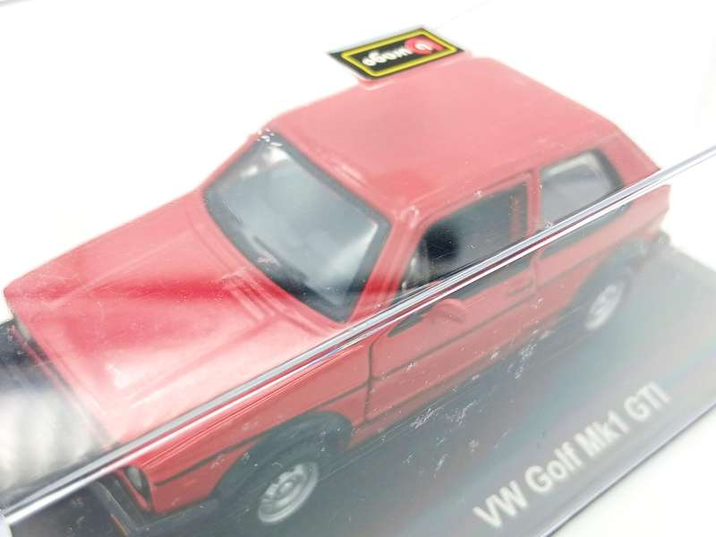 Bburago Volkswagen VW Golf GTI Mk1 1/32