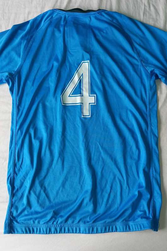 Asics Training Jersey no 4 Size L