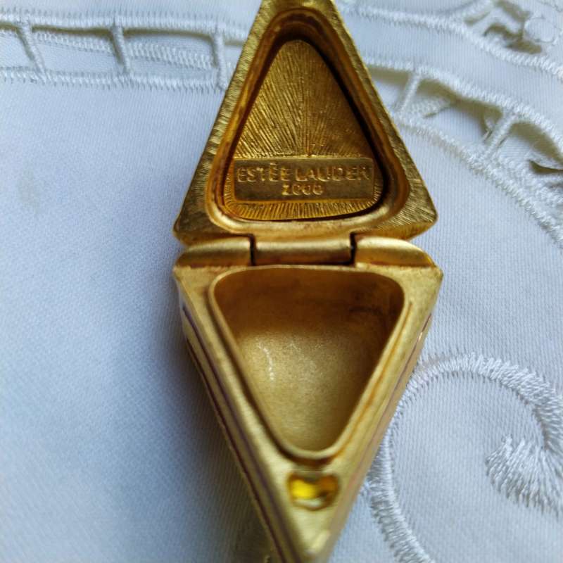 Estee Lauder Slice of Cake Solid Perfume Holder