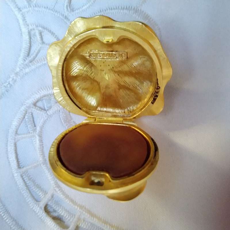 Estee Lauder Frog on a Lily Leaf Puppy Perfume Holder