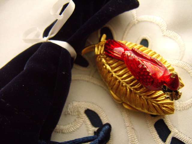 Estee Lauder Red Cardinal Perfume Holder 2003
