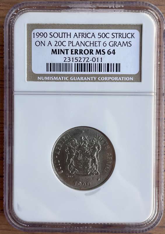 A very rare mule error 1990 SA 50c/20c. UNC and NGC MS 64. Only one on NGC. Probably a unique coin.