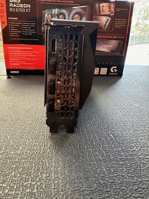 Gigabyte GV-R68XTGAMING-16GD