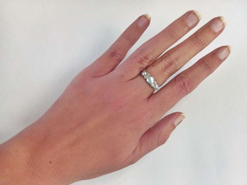 Vintage diamond & pearl platinum ring