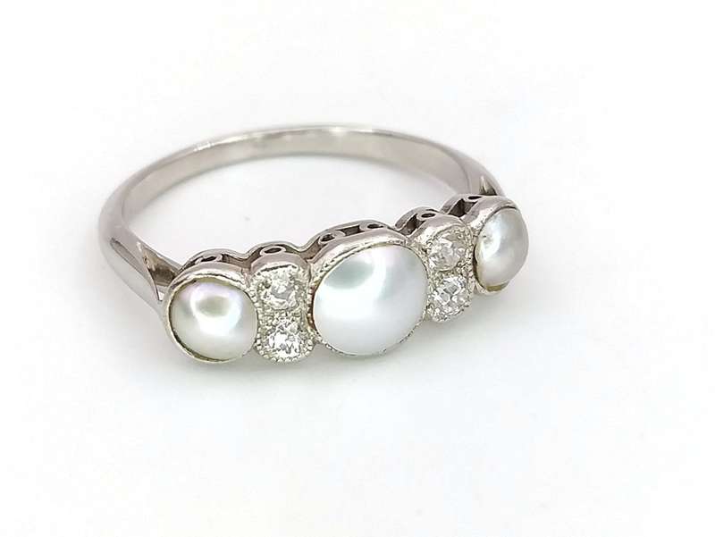 Vintage diamond & pearl platinum ring