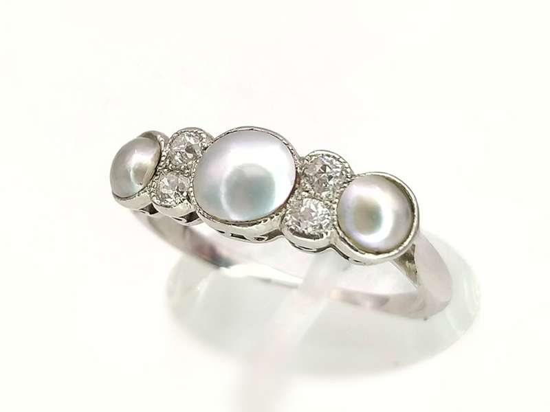 Vintage diamond & pearl platinum ring