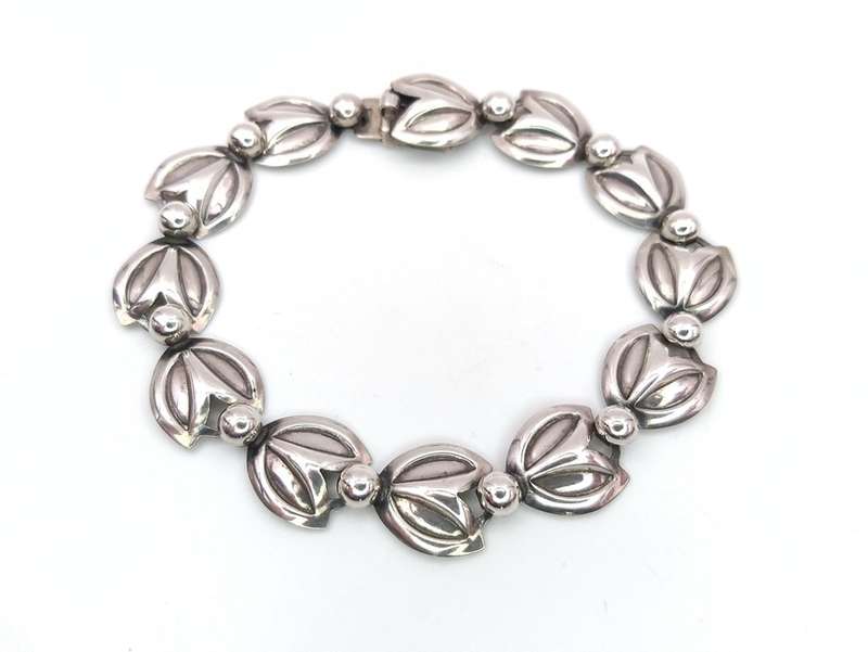 Mid century-Modern sterling silver flower bracelet (Hermann Siersbol, Denmark)