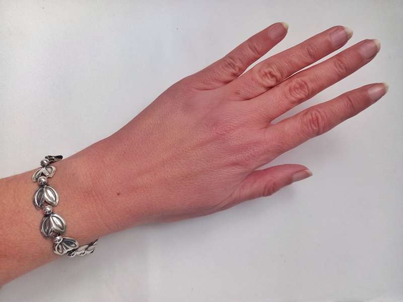 Mid century-Modern sterling silver flower bracelet (Hermann Siersbol, Denmark)