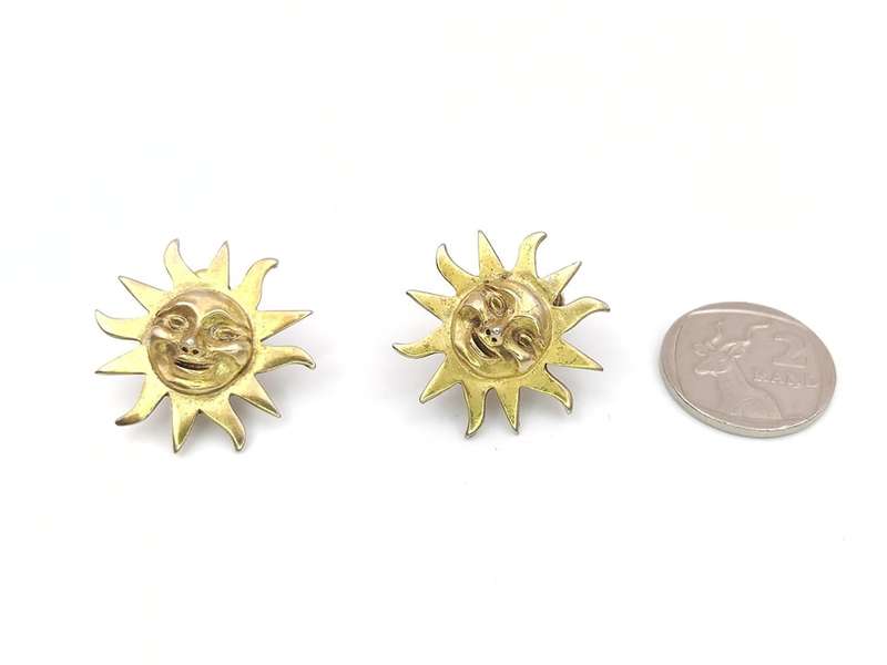 Vintage gilded silver happy sun clip-on earrings
