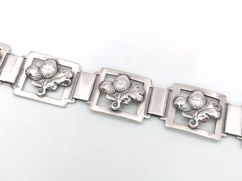 Sterling silver Scandinavian style oak leaf panel bracelet