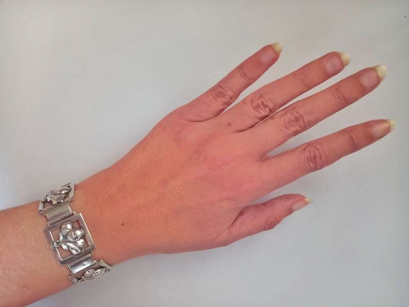 Sterling silver Scandinavian style oak leaf panel bracelet