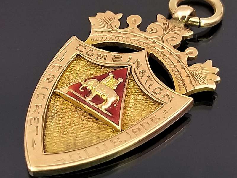 Edwardian 9ct gold & enamel fob medal