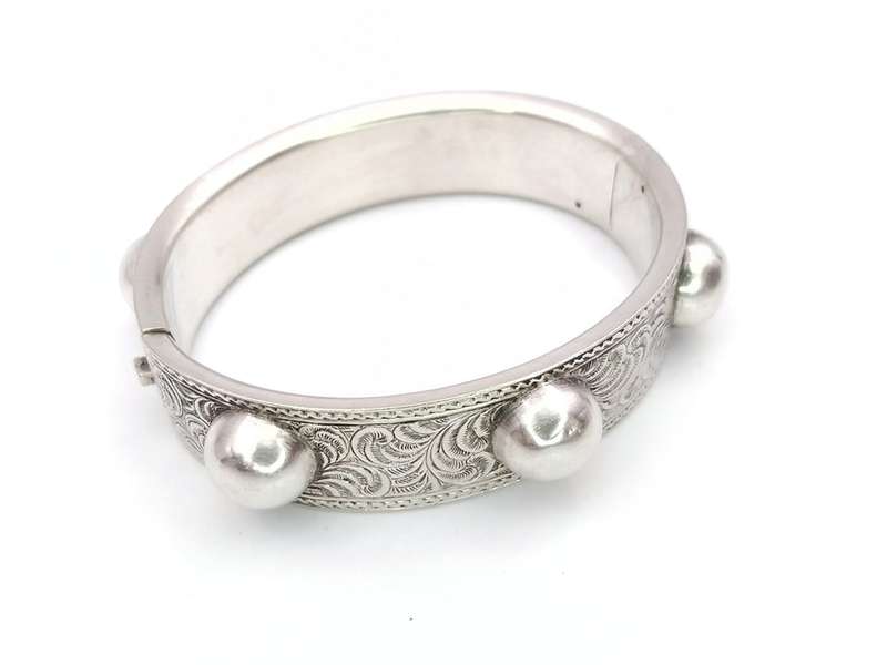 Sterling silver Victorian style cuff bangle