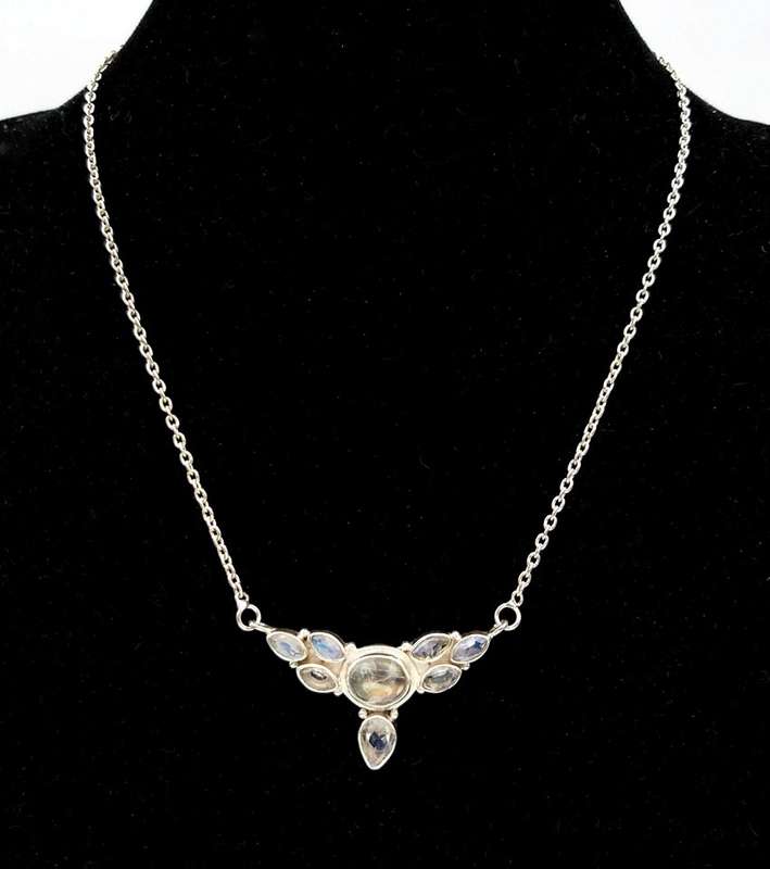 Sterling silver & moonstone necklace