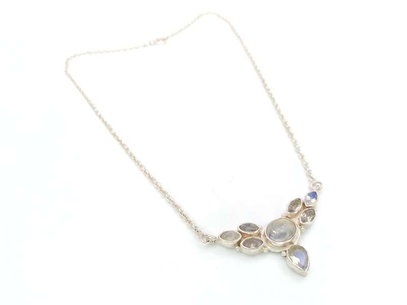 Sterling silver & moonstone necklace