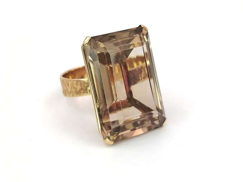 Stunning smoky topaz & 9ct gold cocktail ring (1970s)