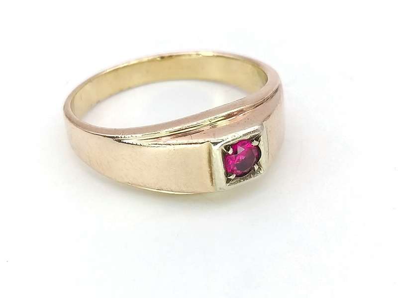 Vintage 9ct gold & ruby ring
