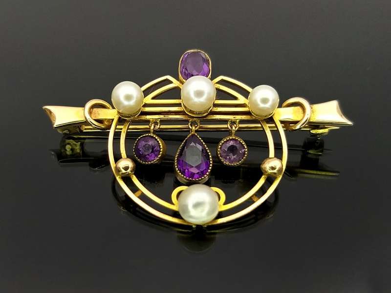 Special Edwardian amethyst and pearl brooch (9ct gold)