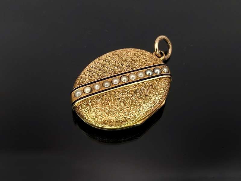 Victorian 14ct gold & midnight blue enamel locket set with seed pearls