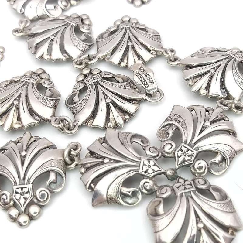 Sumptuous 1940s style sterling silver necklace (Candida-Joe Calafato)