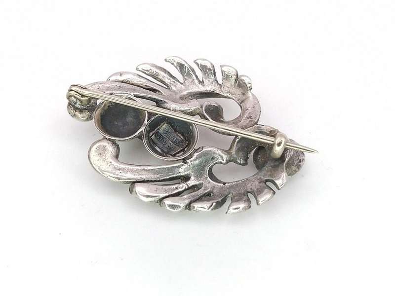 1940s style Candida sterling silver brooch