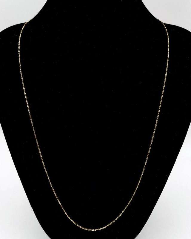 Classic rose gold chain