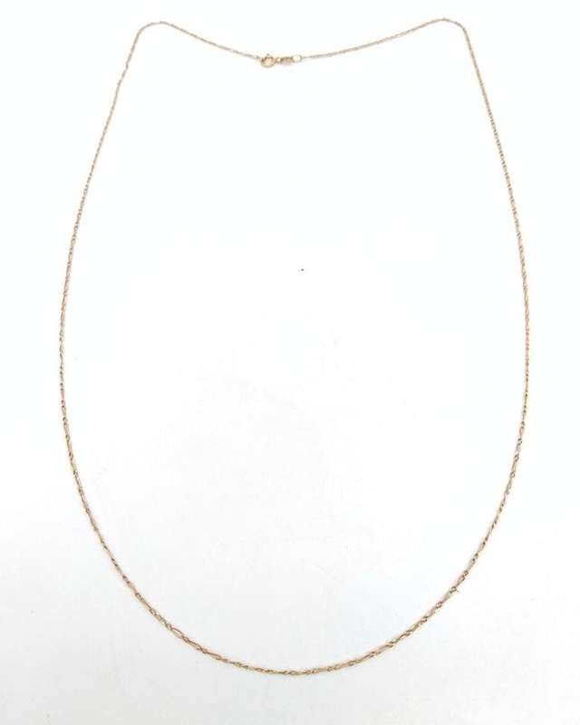 Classic rose gold chain