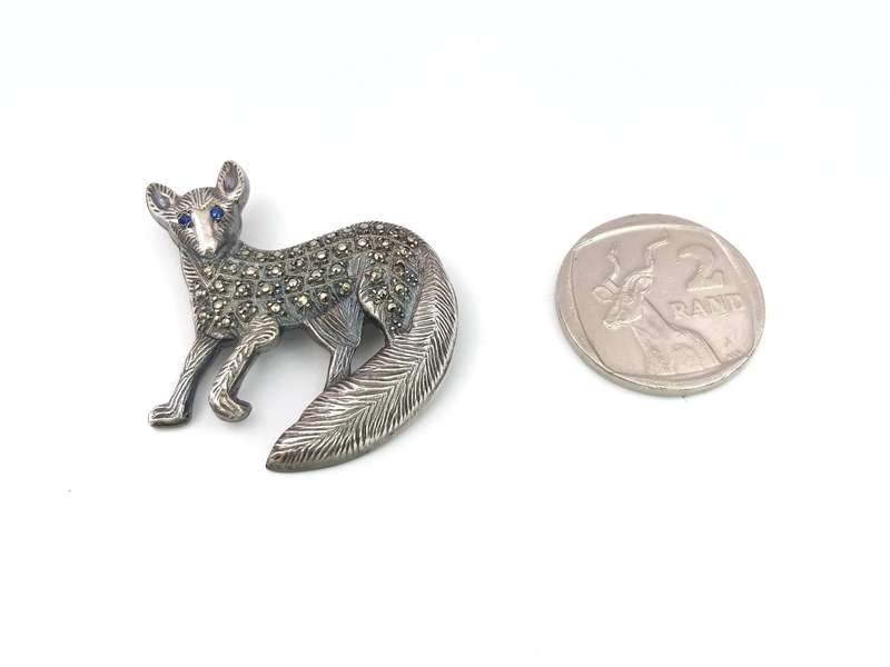 Vintage sterling silver marcasite fox brooch