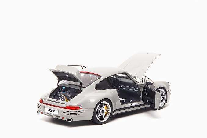 RUF Porsche SCR 2018 - Chalk Grey