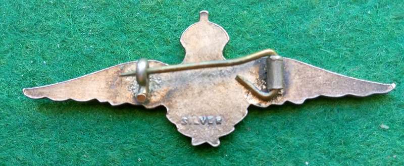 Royal Air force Sweet Heart silver badge