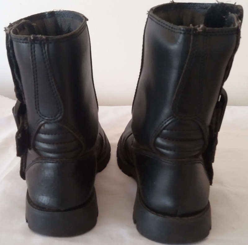 Vixen motorcycle leather boots - women size 6