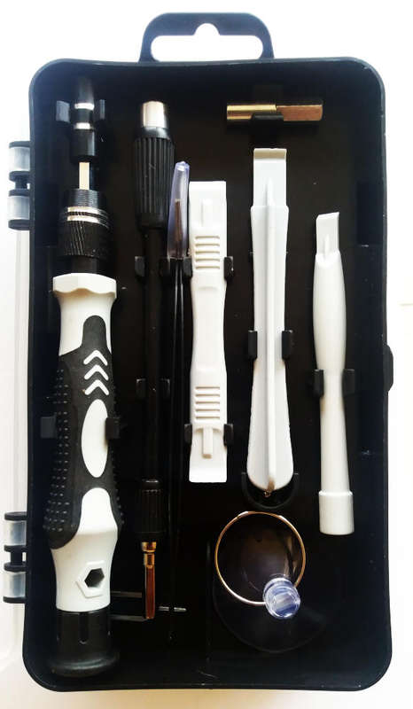 Mini Magnetic Precision Tool Kit with flexible Screwdriver and Bits - 115 pieces in total