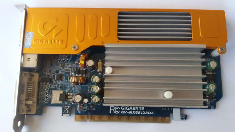 GIGABYTE GV-NX65128DE Graphics Card GeForce 6500 - 128 MB