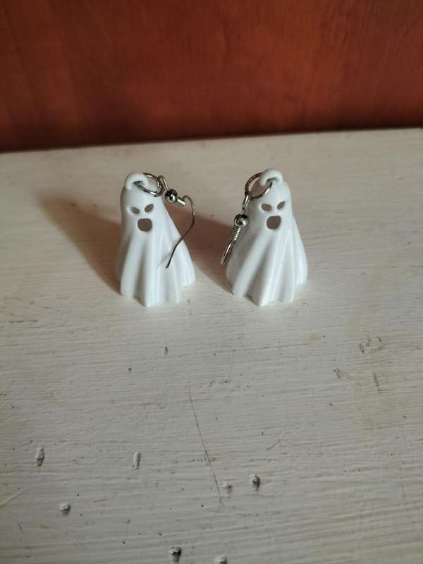 3D Printed Ghost Earrings