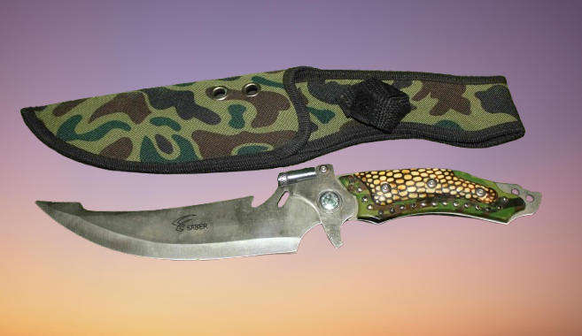 Pre-Owned USA Saber Survival Knife with Canvas Sheath