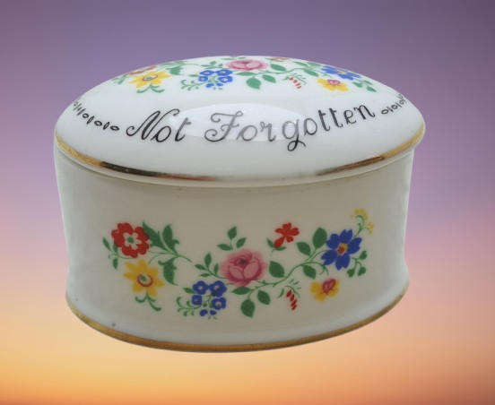 Small Vintage Crown Fine Bone China Not Forgotten Trinket Box with Lid Staffordshire England.