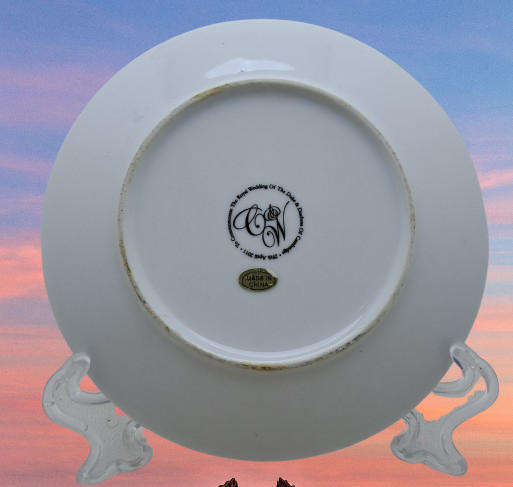 Plate To Commemorate the Royal Wedding of the Duke & Duchess of Cambridge 29th April 2011