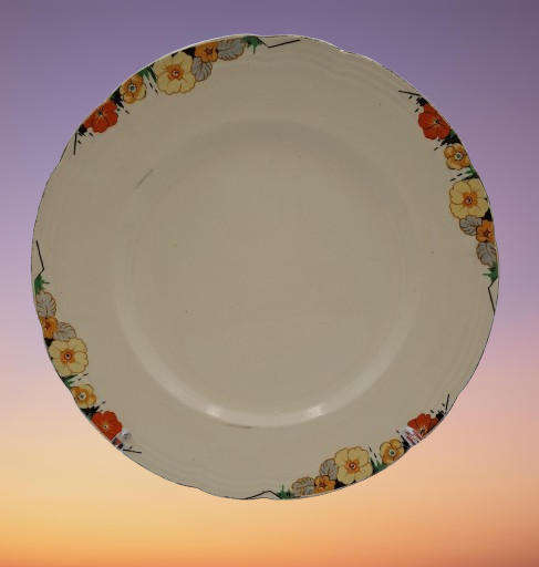 Vintage  1930`s Alfred Meakin Plate in the Raymond Pattern Art 24,7cm