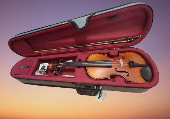 Sandner SV-2 4/4 Full Size Violin in Case -As New -made in Germany.