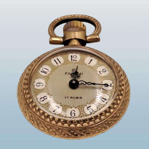 Rare Vintage small Ladies Farian Pocket watch (wind-up) Working -17 Rubis