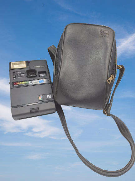 1980`s Kodac ColorBurst 250 Instant Camera in leather bag (Display Piece not working)