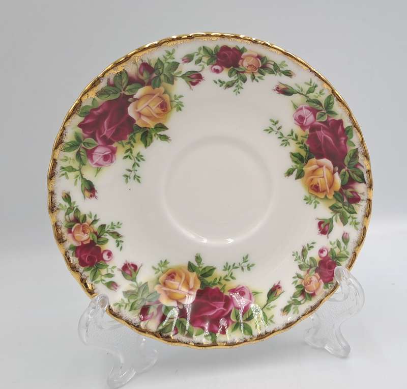 Vintage 1962 Royal Albert  "OLD COUNTRY ROSES" Tea Duo(2 Available)