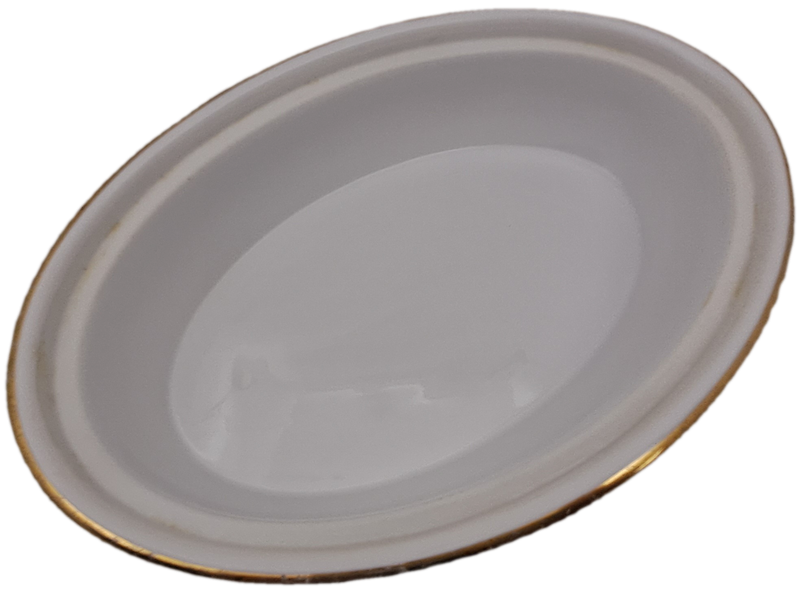Vintage Royal Worcester Porcelain Gold Handle Casserole Baking Dish with lid shape 22 size 3(used)