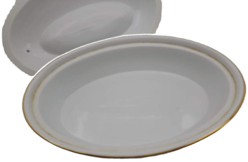 Vintage Royal Worcester Porcelain Gold Handle Casserole Baking Dish with lid shape 21 size 2 (used)