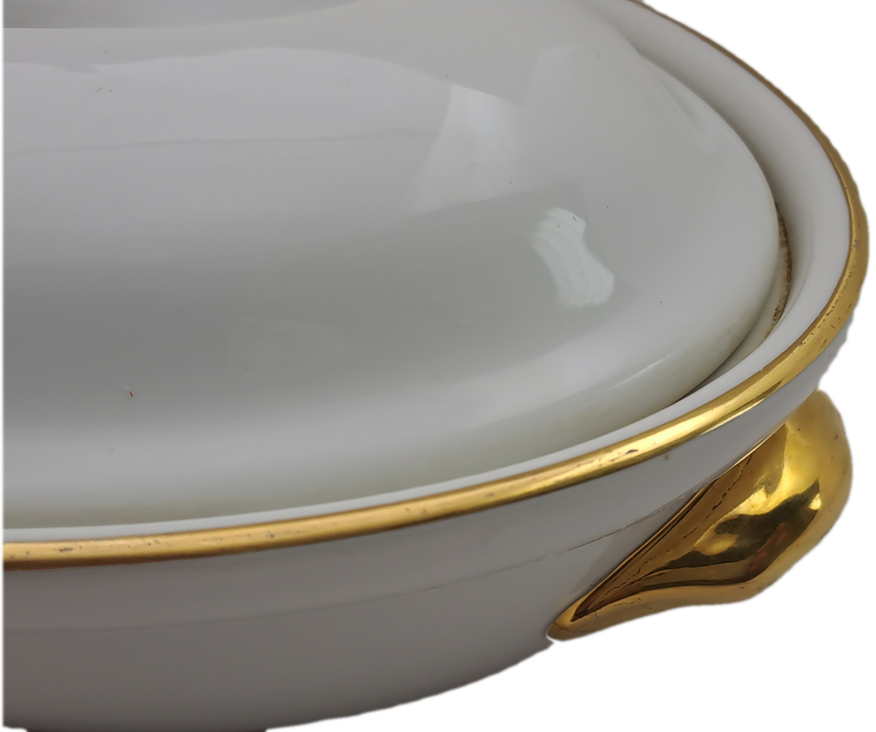 Vintage Royal Worcester Porcelain Gold Handle Casserole Baking Dish with lid shape 21 size 2 (used)